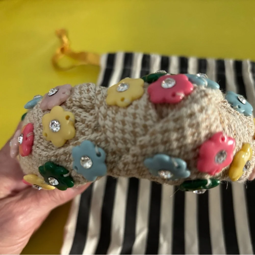 Lele Sadoughi Multicolor Floral Knit Headband EUC Worn once - Picture 5 of 7